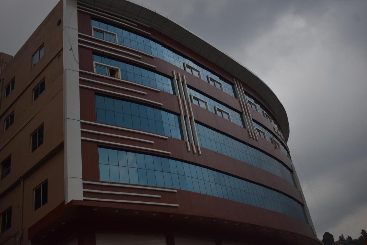 Jai Maa Bhagwati Hotel Pithorāgarh Dış mekan fotoğraf