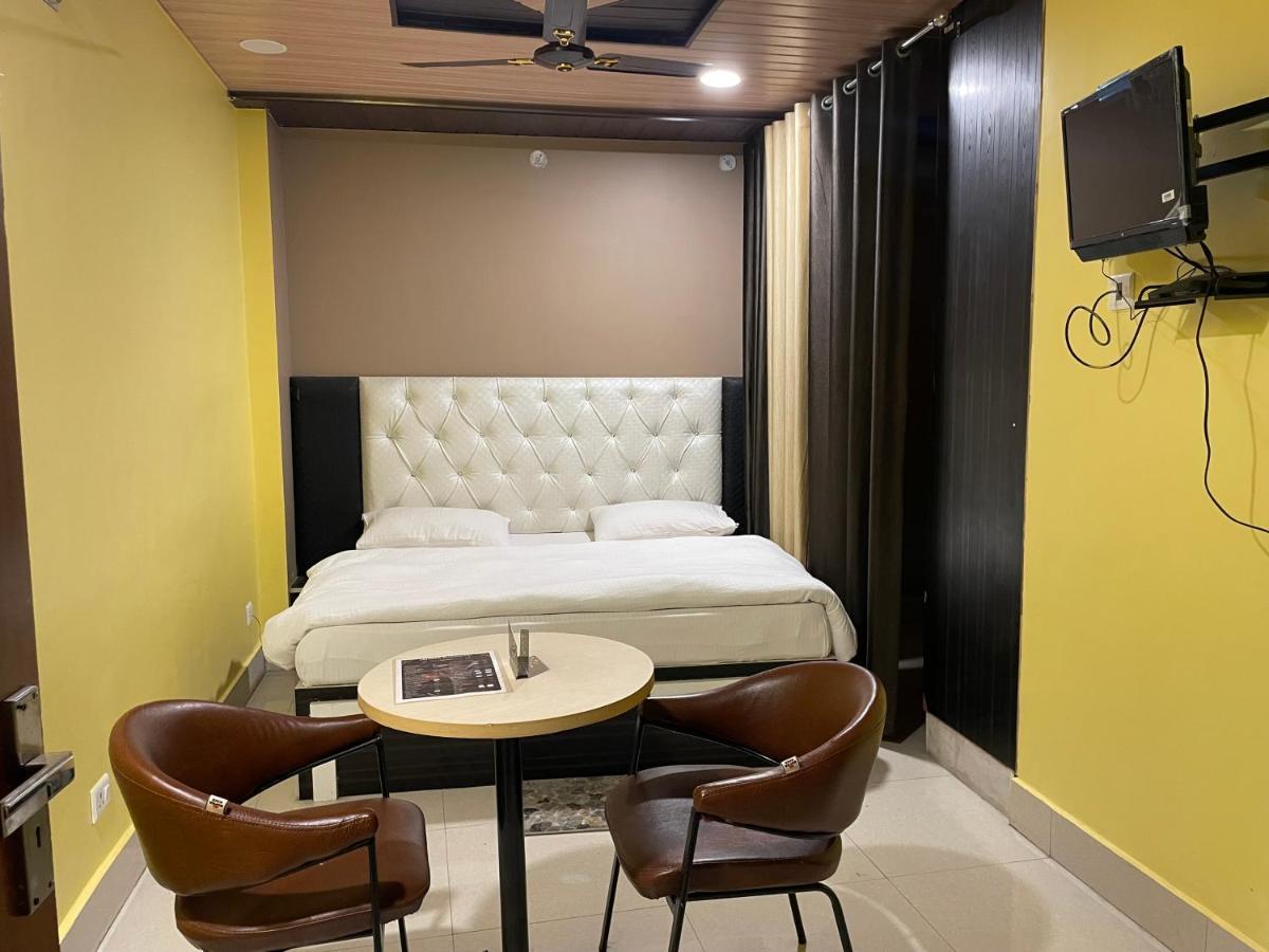 Jai Maa Bhagwati Hotel Pithorāgarh Dış mekan fotoğraf