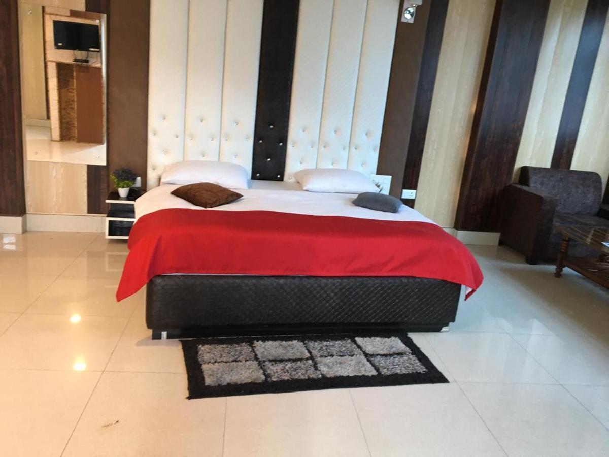 Jai Maa Bhagwati Hotel Pithorāgarh Dış mekan fotoğraf