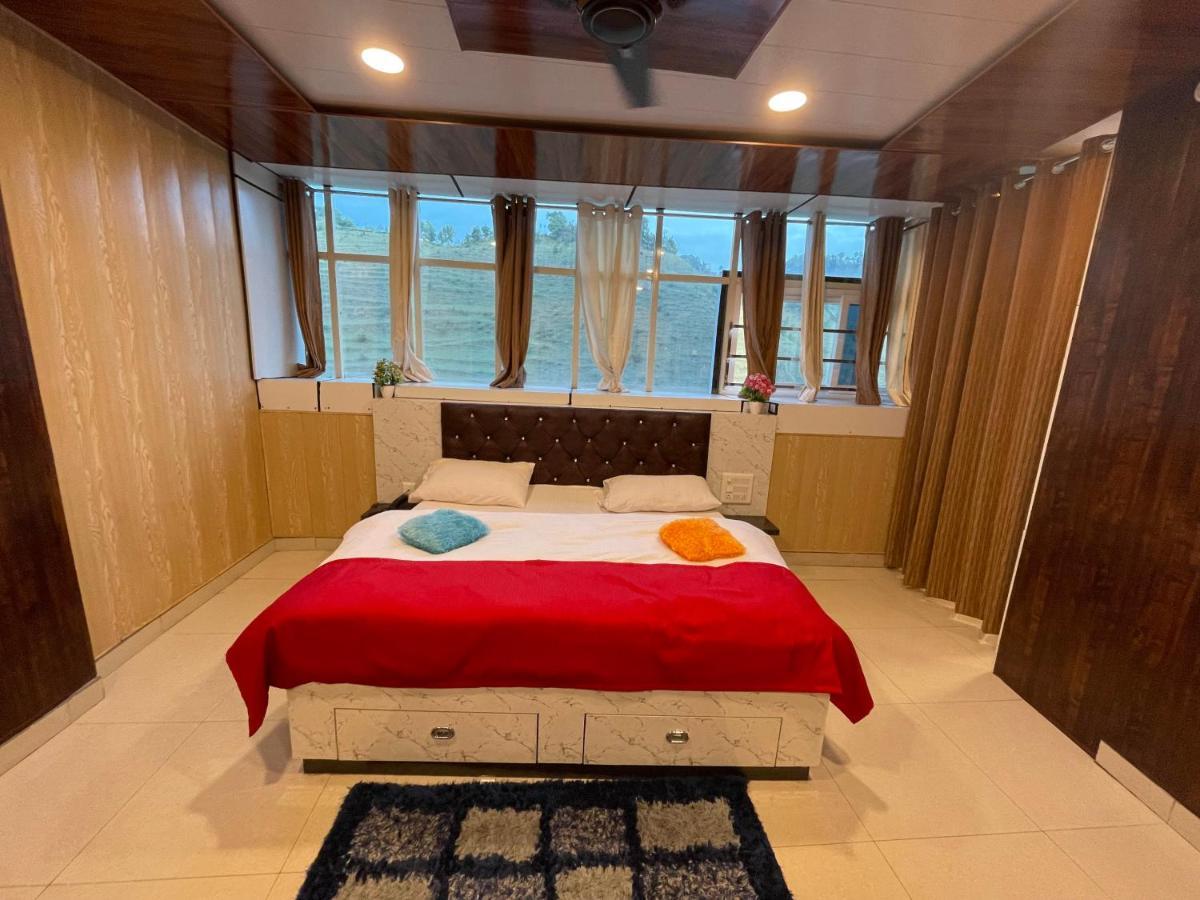 Jai Maa Bhagwati Hotel Pithorāgarh Dış mekan fotoğraf
